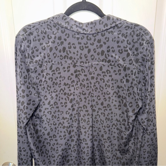 Rails Onyx Cheetah Silk Kate Shirt - Picture 9 of 12